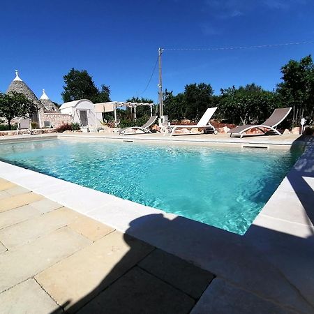 Trullo Del Sol Guest House Челие Месапика Екстериор снимка