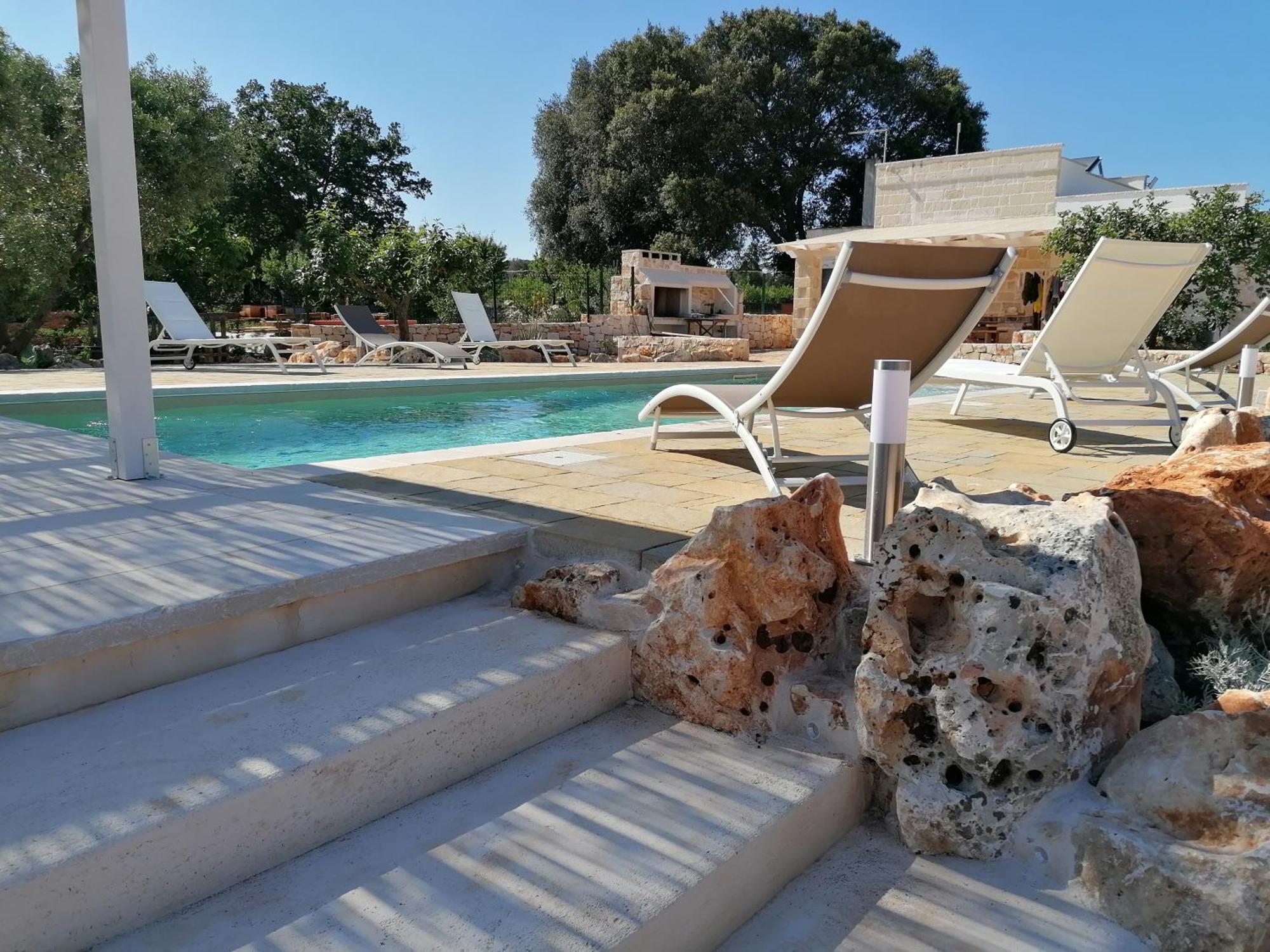 Trullo Del Sol Guest House Челие Месапика Екстериор снимка