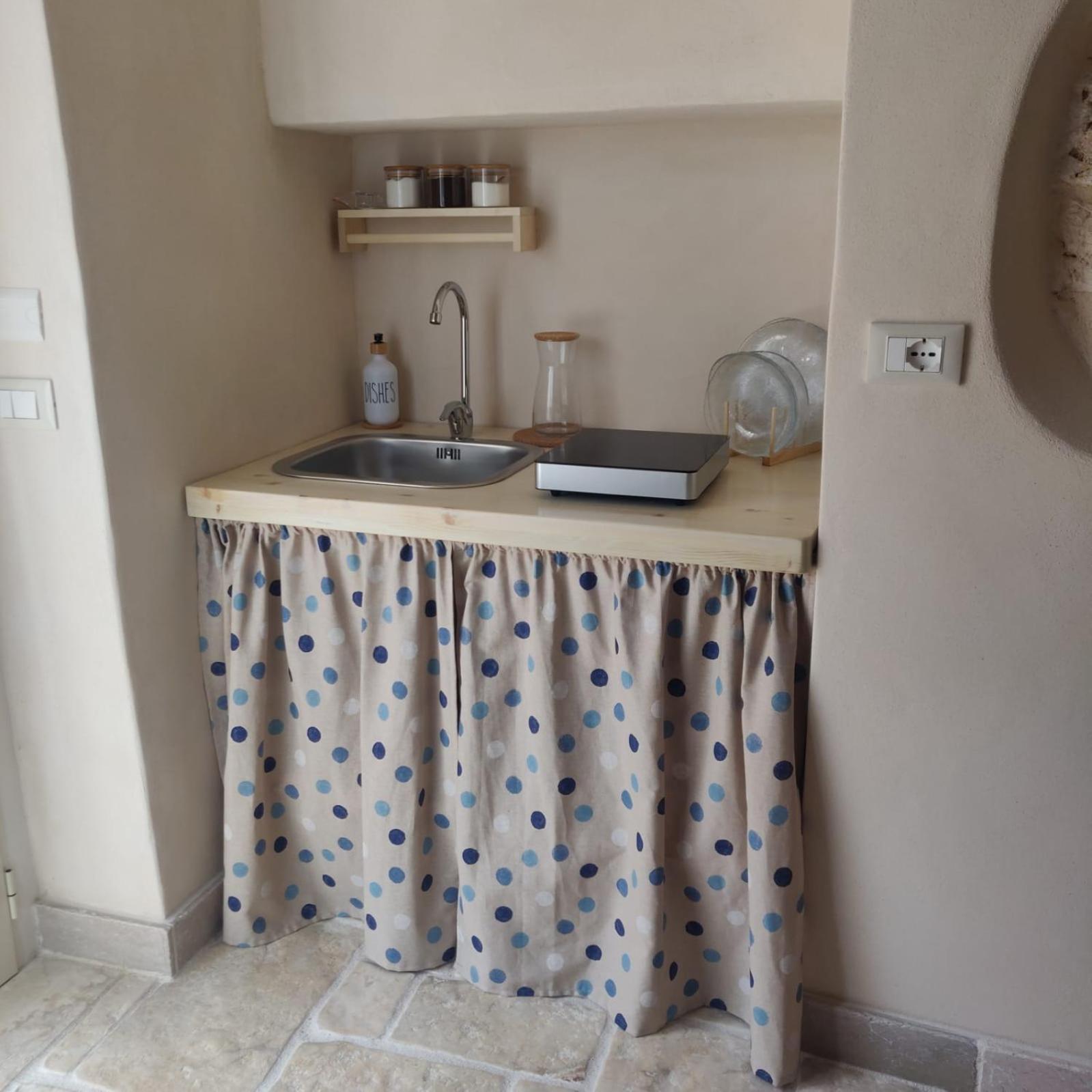 Trullo Del Sol Guest House Челие Месапика Екстериор снимка